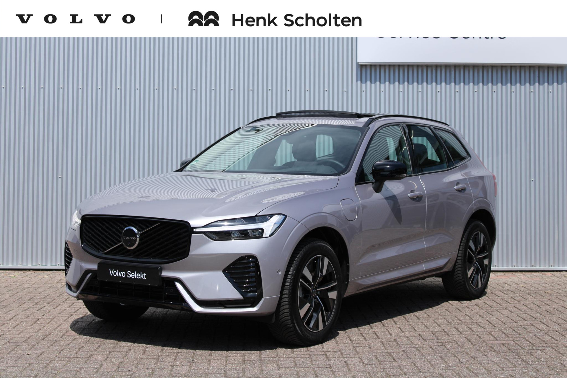 Volvo XC60 2.0 T6 Plug-in hybrid AWD Plus Dark |