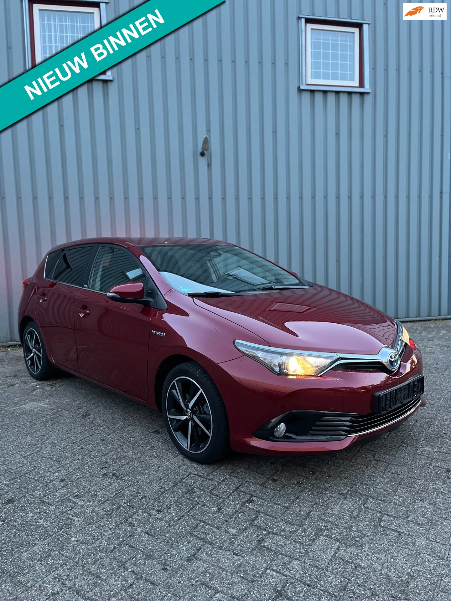 Toyota Auris 1.8 Hybrid Executive zeer nette auto