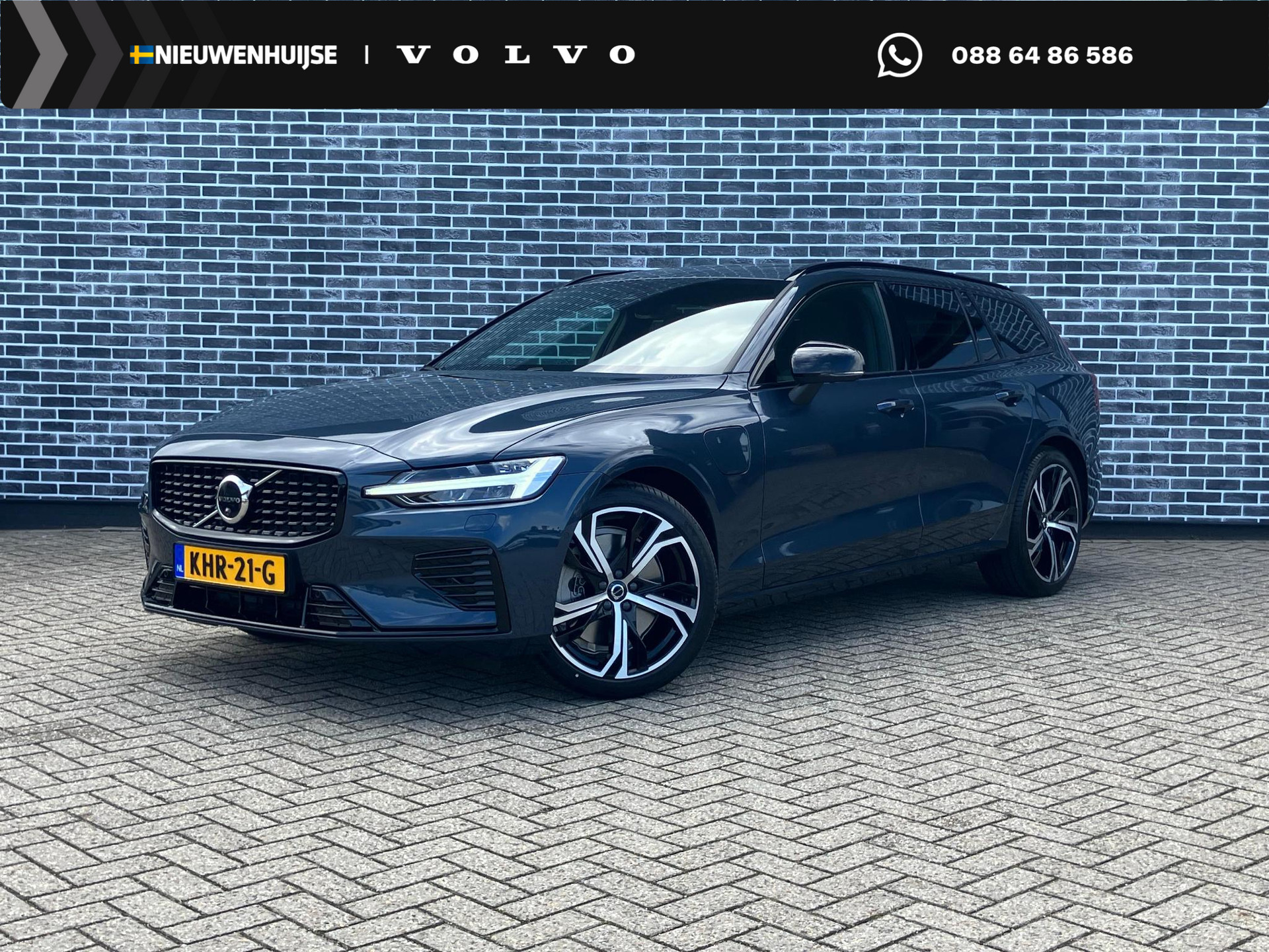 Volvo V60 2.0 T6 Plug-in hybrid AWD Ultra Dark