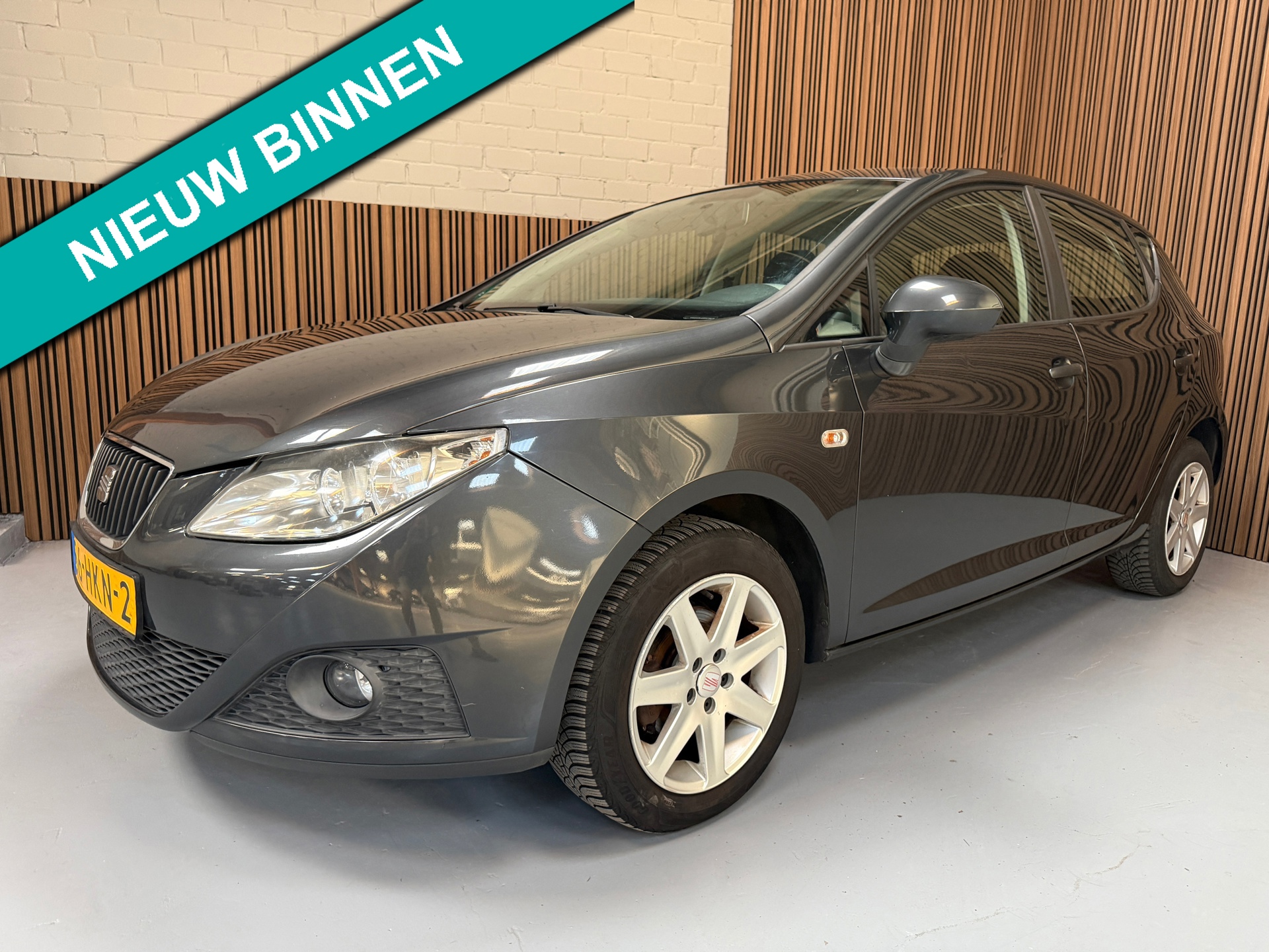 Seat Ibiza 1.6 Sport-up 5drs, rijdt en schakelt goed, met APK en trekhaak