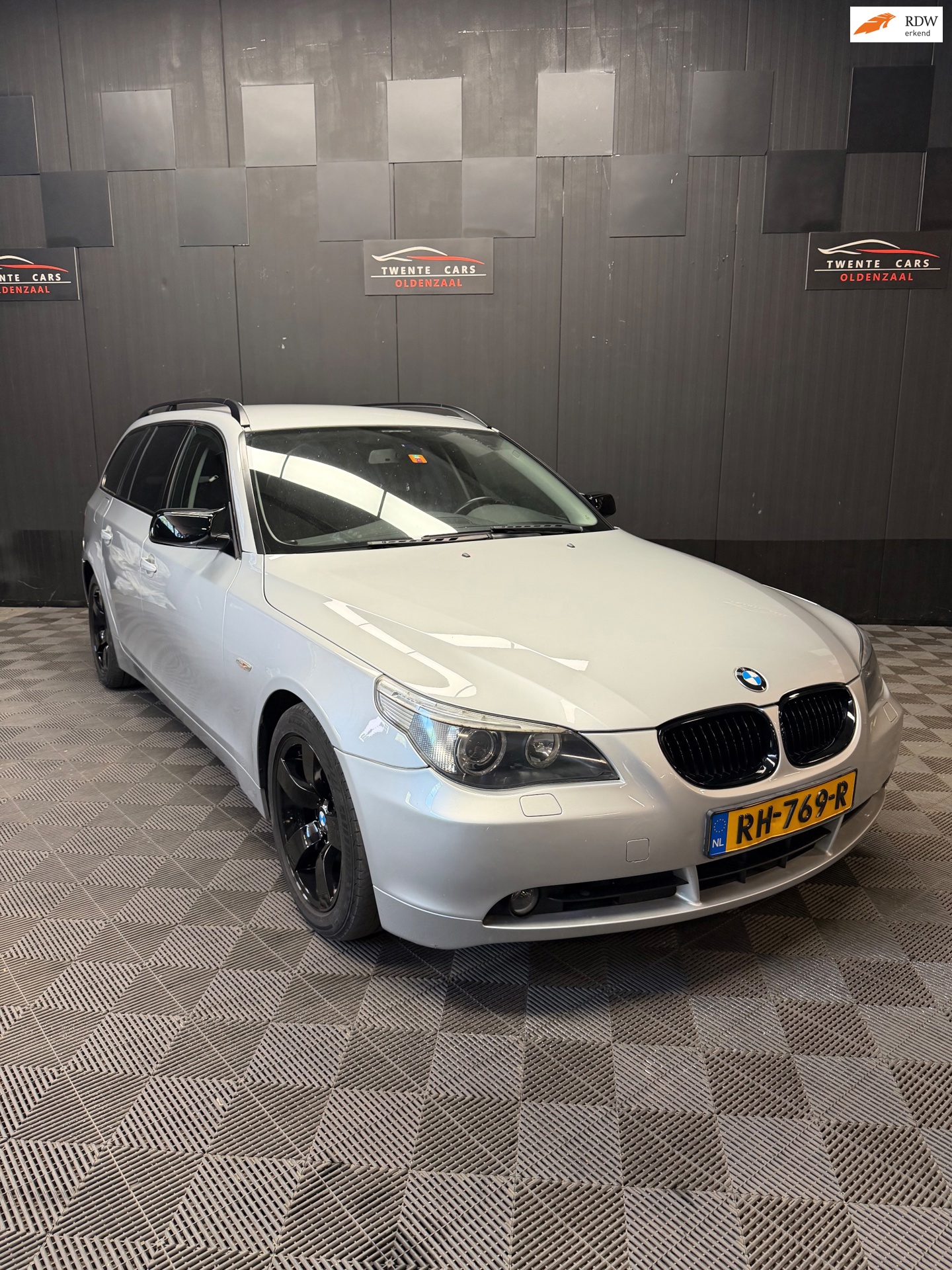 BMW 5-serie Touring 525i | Airco | Handbak | Nieuwe APK |