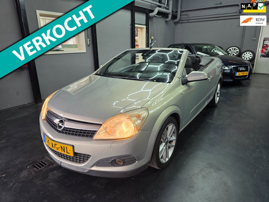 Opel Astra TwinTop 1.8 Cosmo