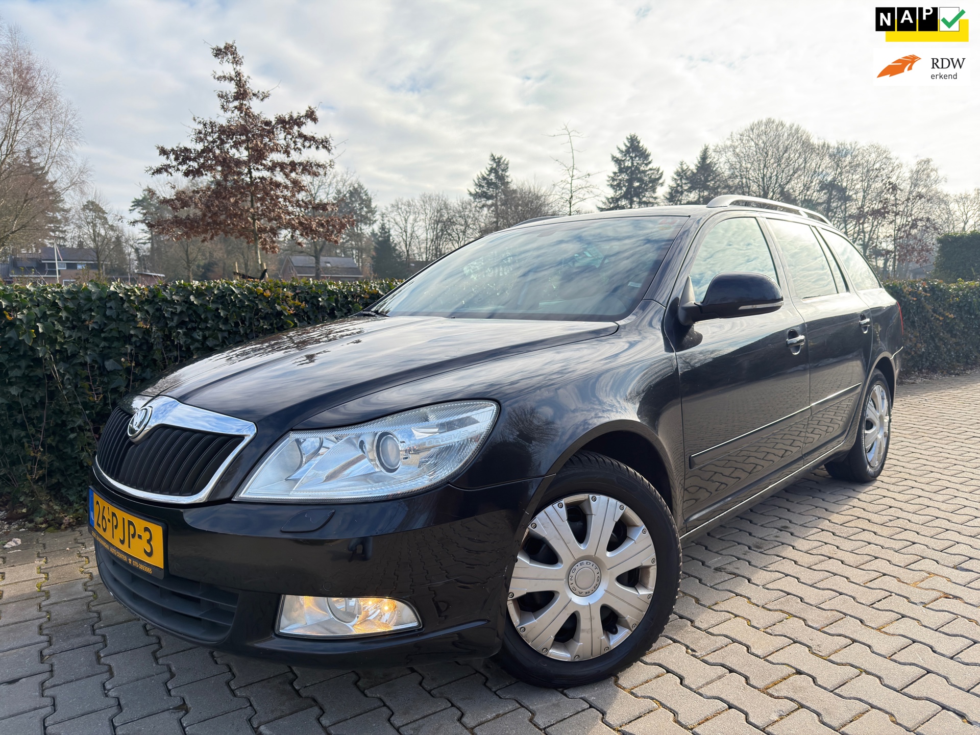 Skoda Octavia Combi 1.2 TSI Elegance Business Line , Clima / Cruise / Navi-Multimedia / Isofix / Trekhaak.