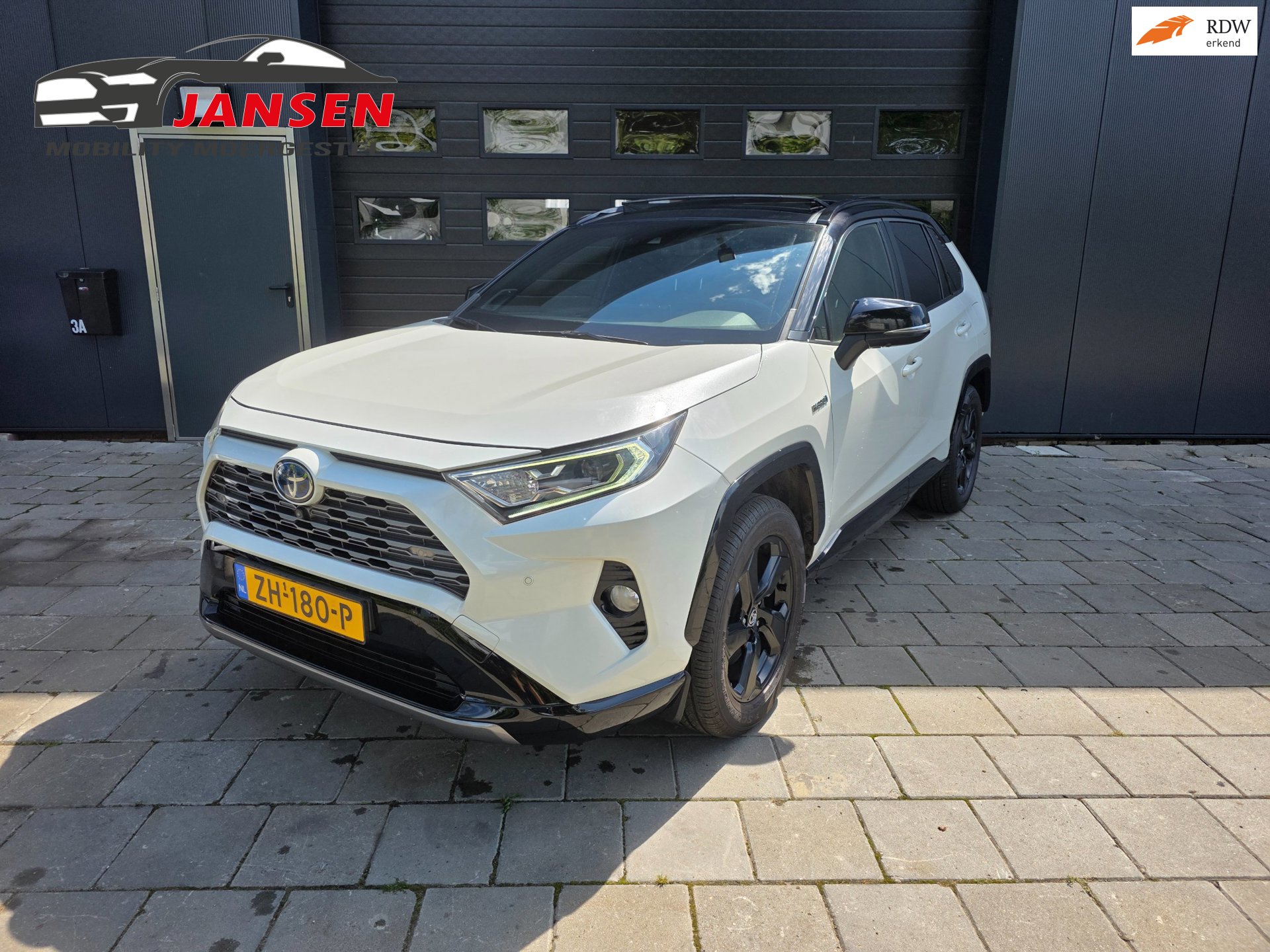 Toyota RAV4 2.5 Hybrid AWD Bi-Tone | Schuif-/kanteldak | Navi | ACC | Clima