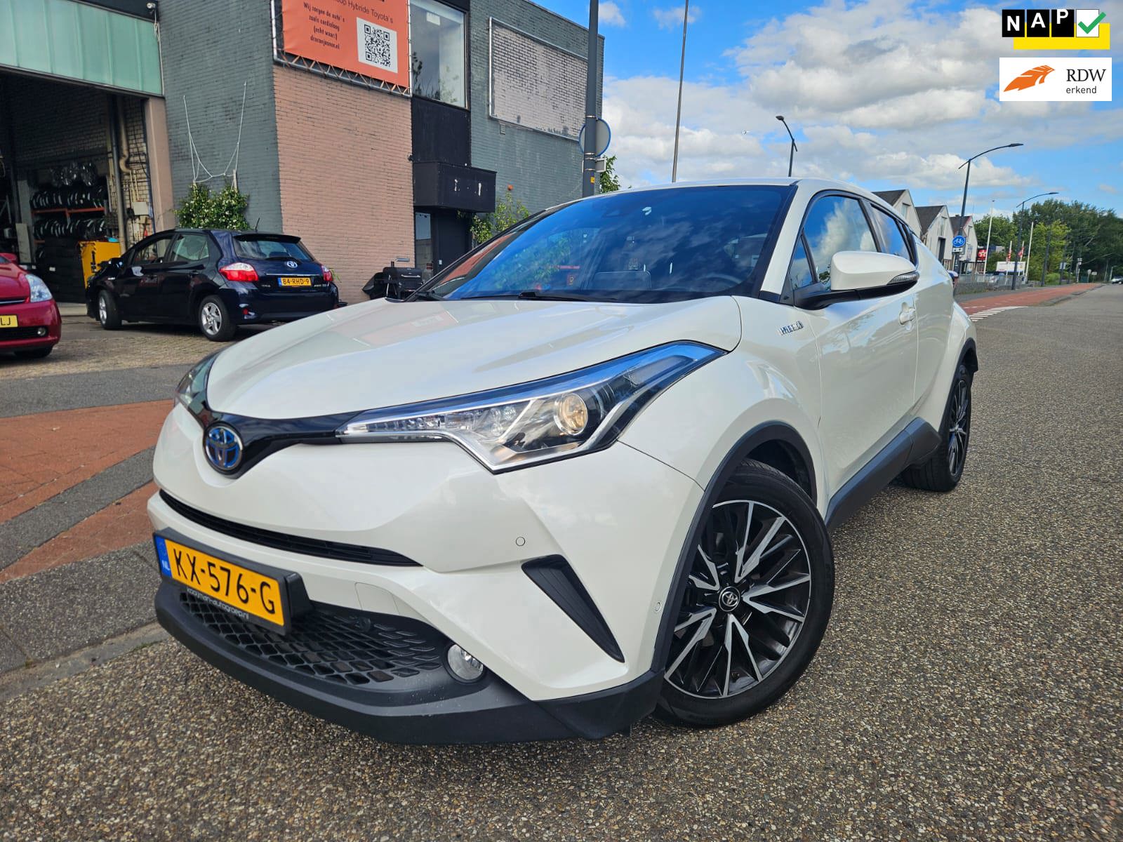 Toyota C-HR Executive GARANTIE m Nieuwe APK