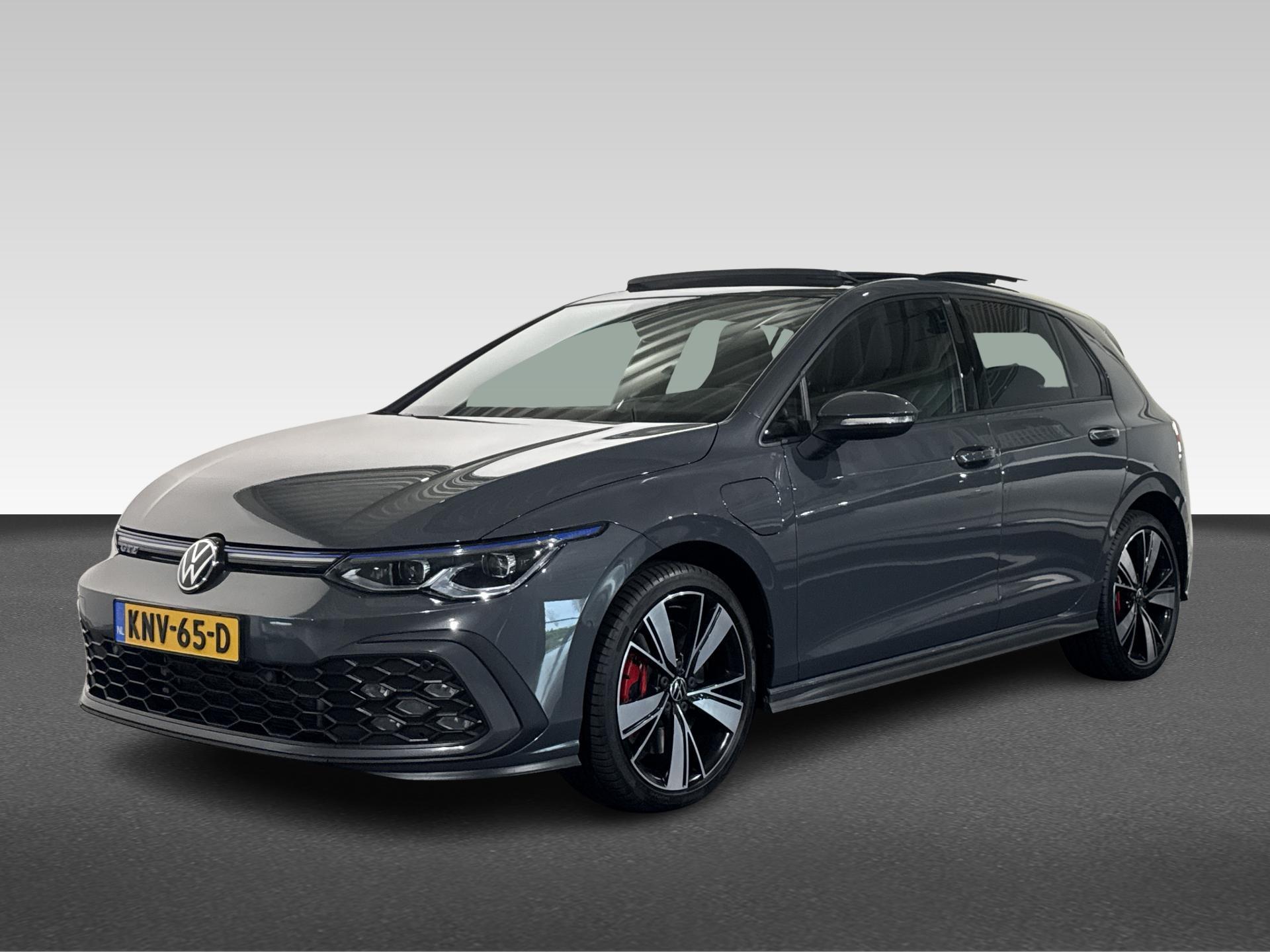 Volkswagen Golf 1.4 eHybrid GTE PHEV 245PK PANO VIRTUAL IQ LIGHT SFEER