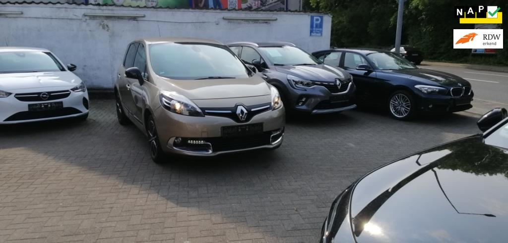 Renault Scénic 2.0 Bose Automaat , navi, trekhaak, deels leder, lm