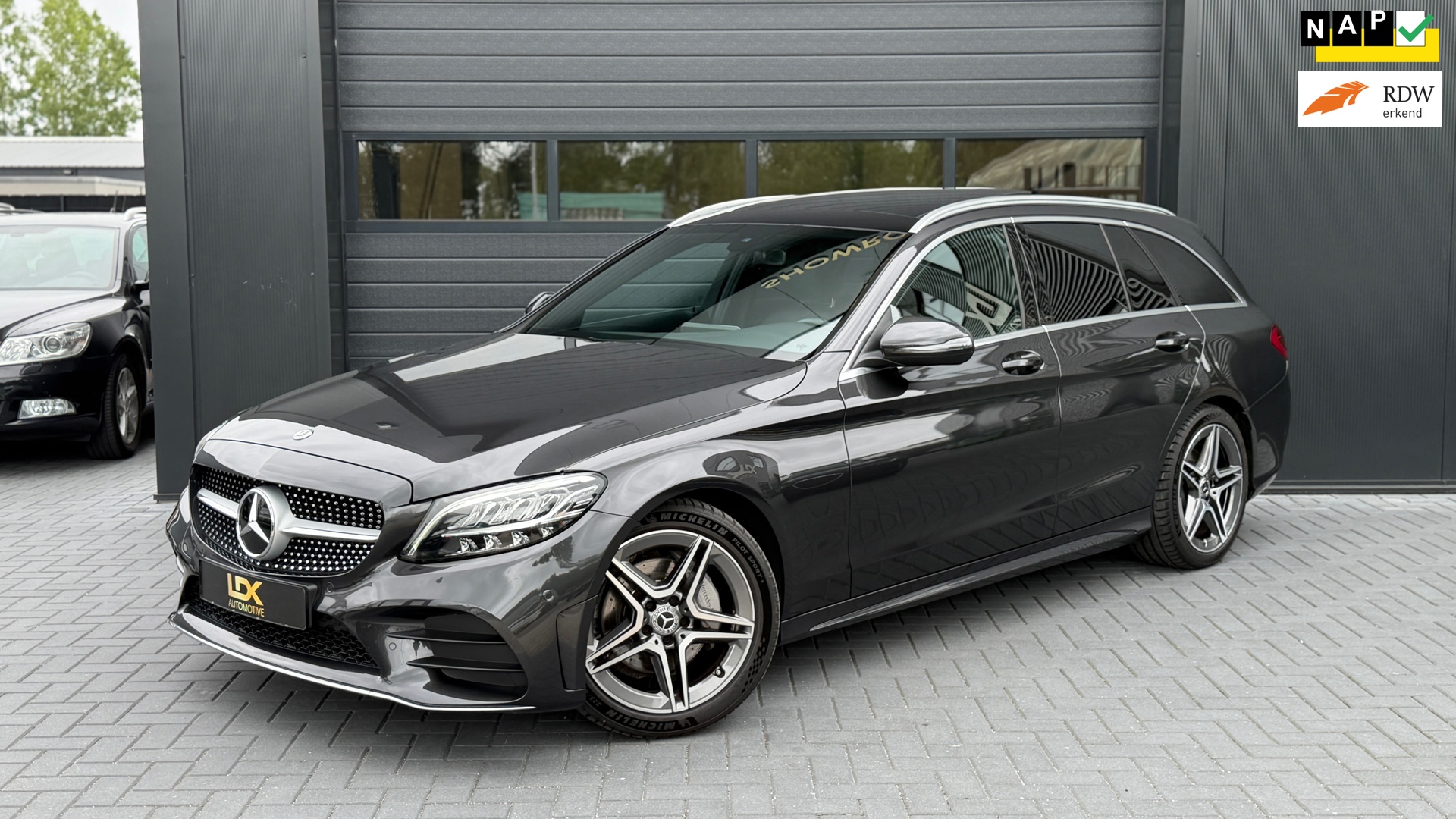 Mercedes-Benz C-klasse Estate 200 Business Solution AMG|PANO|Trekhaak|NAP