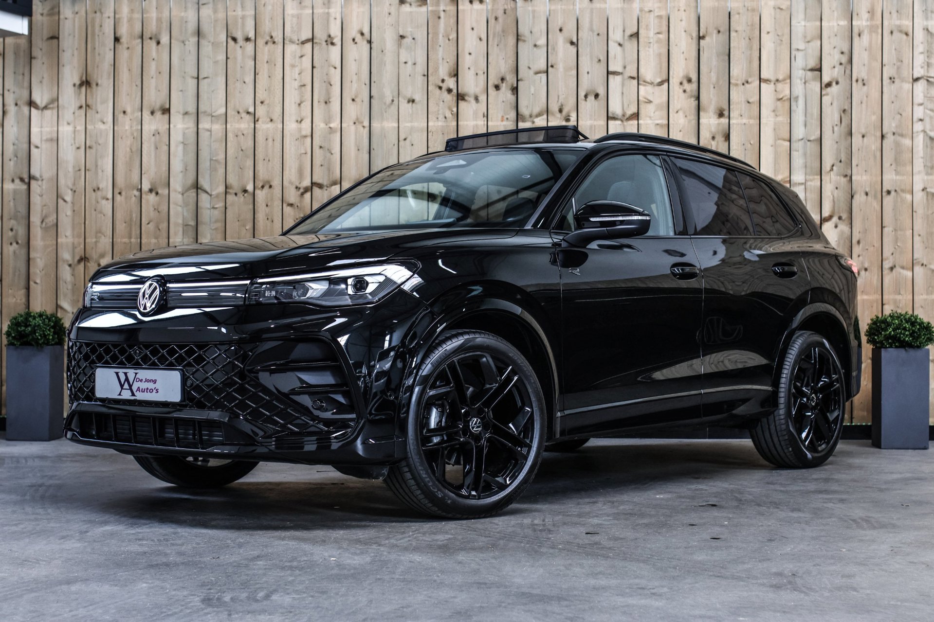 Volkswagen Tiguan 1.5 eTSI R-Line *Pano*H/K*360 Camera*Head-Up*Keyless*Trekhaak*