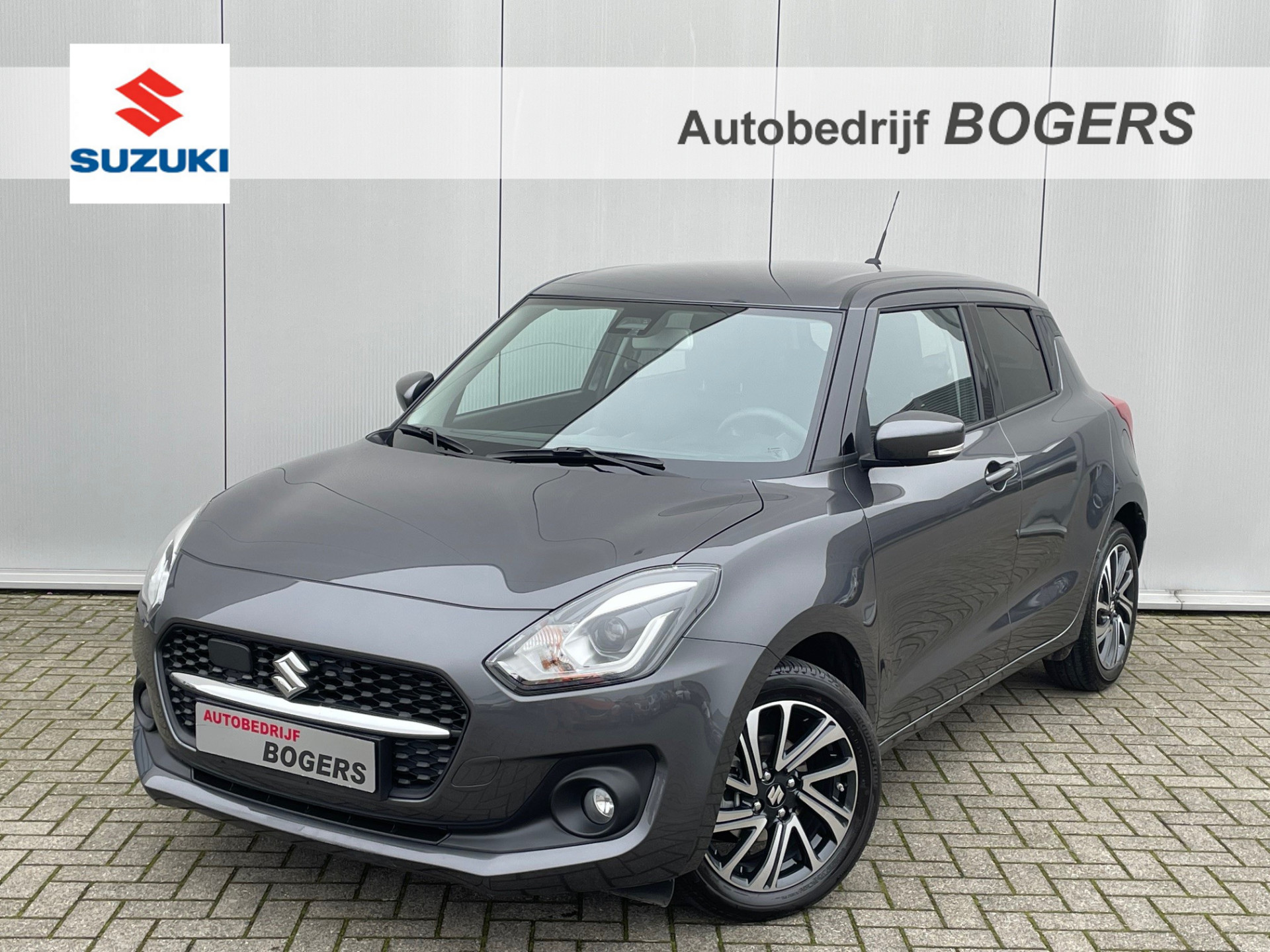Suzuki Swift 1.2 Style Smart Hybrid