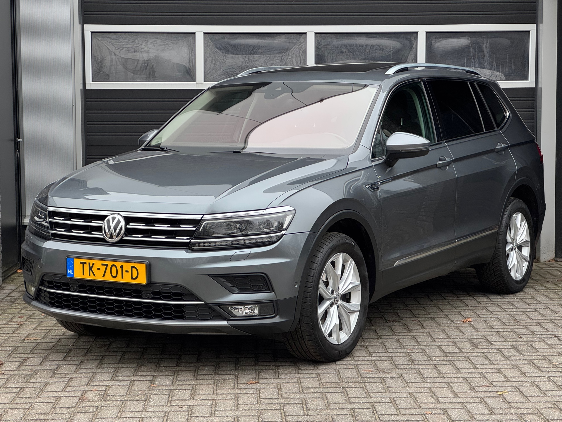 Volkswagen Tiguan Allspace 1.4 TSI Highline 7p. Trekhaak, Pano, Virtual, Camera, Stoelverwarming, NAP