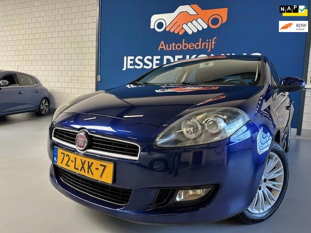 Fiat Bravo 1.4 Actual,bj.2010,kleur:blauw,5 deurs,1e eigenaar,airco,distributie vervangen,cruise,etc APK 05/2027,NAP met 179625 km