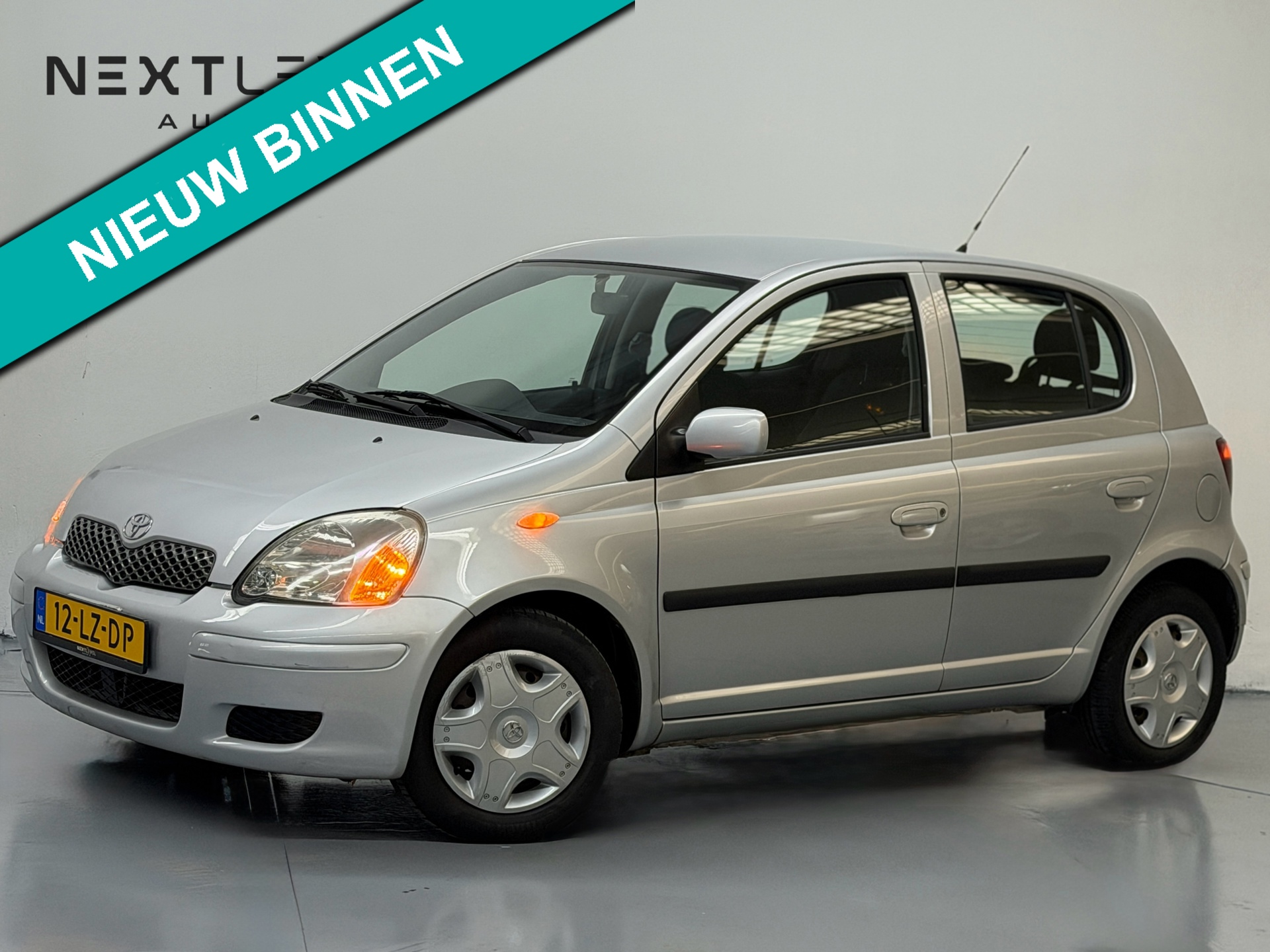 Toyota Yaris 1.3 VVT-i Sol AUTOMAAT Airco NAP APK