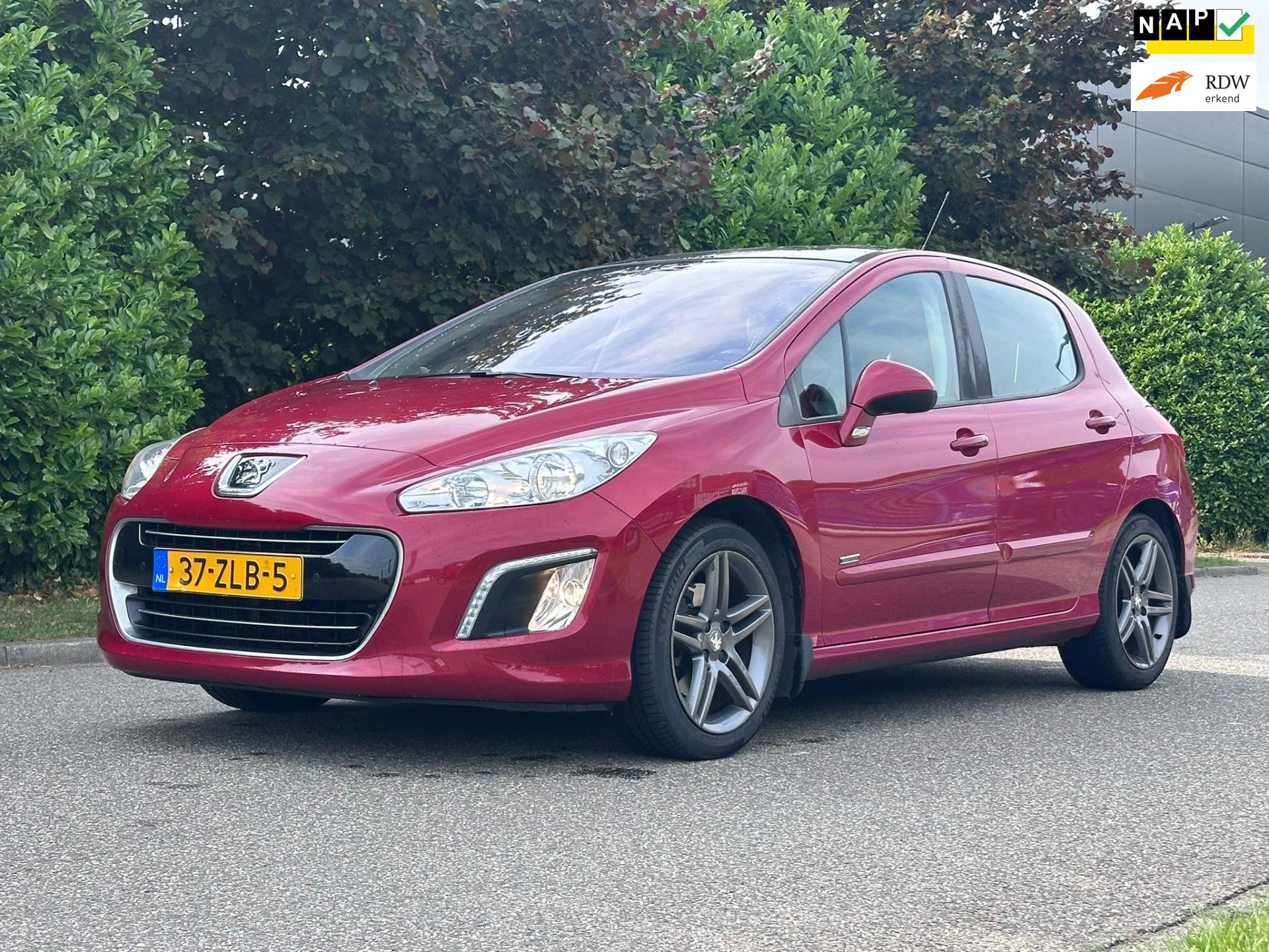 Peugeot 308 1.6 THP Sportium Navigatie*Pano*NAP*Cruise*Clima*Dealer onderhouden*LM velgen*LED*Parkeersensoren*Distributieriem VV*