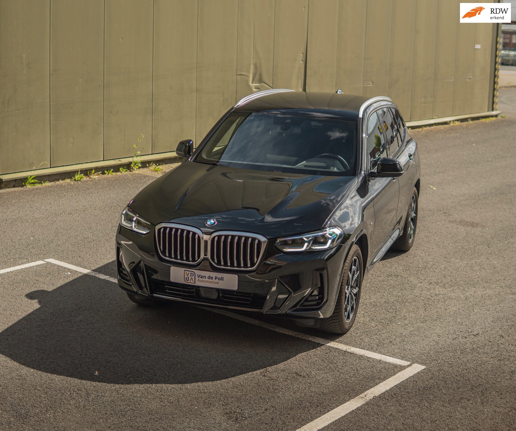 BMW X3 XDrive20i High Executive M Sport / Laser LED / Camera/ Dealer onderhouden