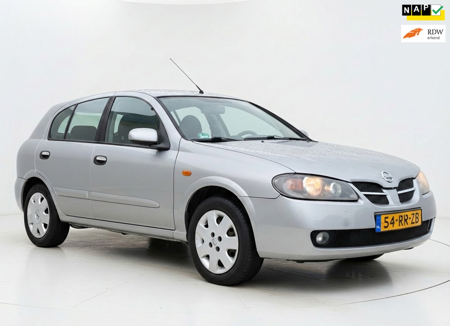 Nissan Almera 1.8 Acenta Automaat|Airco|Trekhaak!