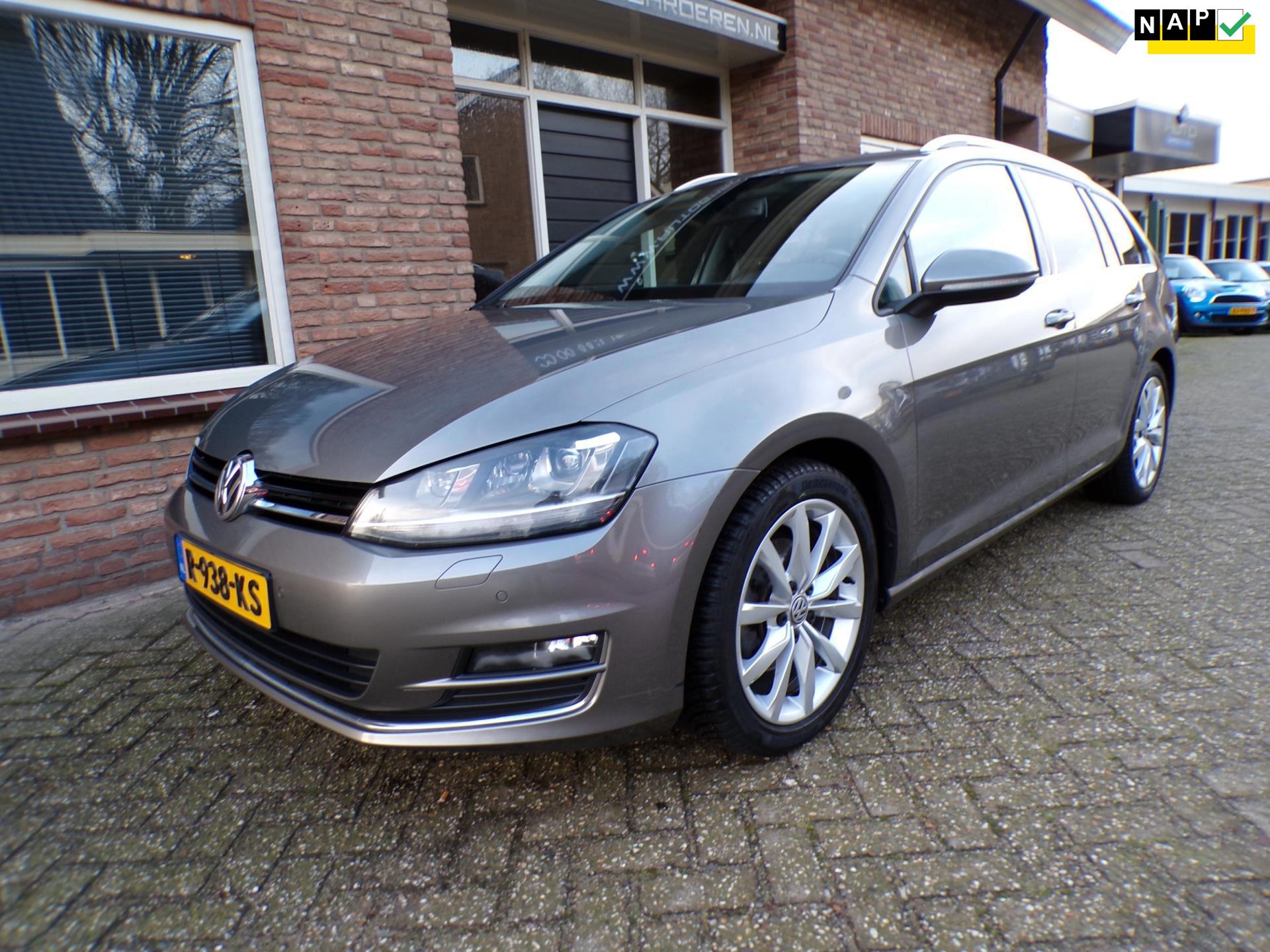 Volkswagen Golf Variant 1.4 TSI Business Edition Connected R Automaat / Navi / Half Leder / Stoelverwarming