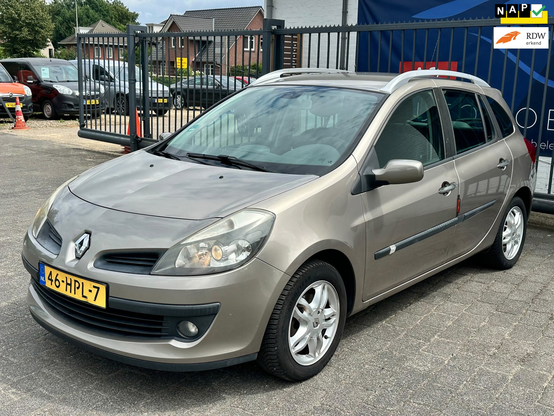 Renault Clio Estate 1.2 TCE Sélection Business Sport / AIRCO / CRUISE CONTROL / NAP!!