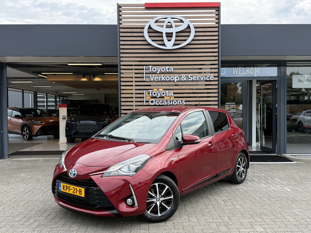 Toyota Yaris 1.5 Hybrid Dynamic | All Seasons | Stoelverwarming