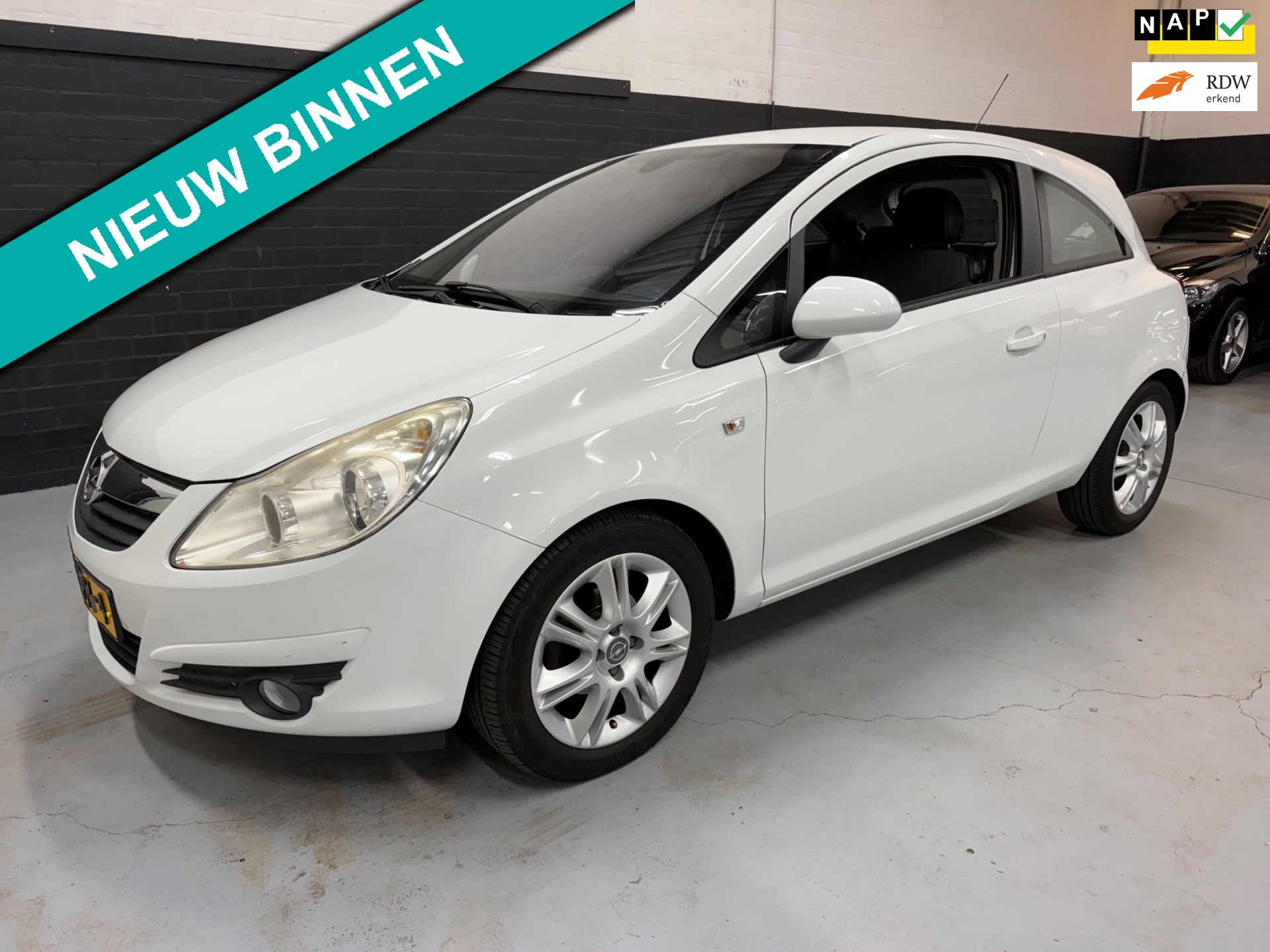 Opel Corsa 1.2-16V Cosmo Nap/AUTOMAAT/Airco/APK 08-2027!