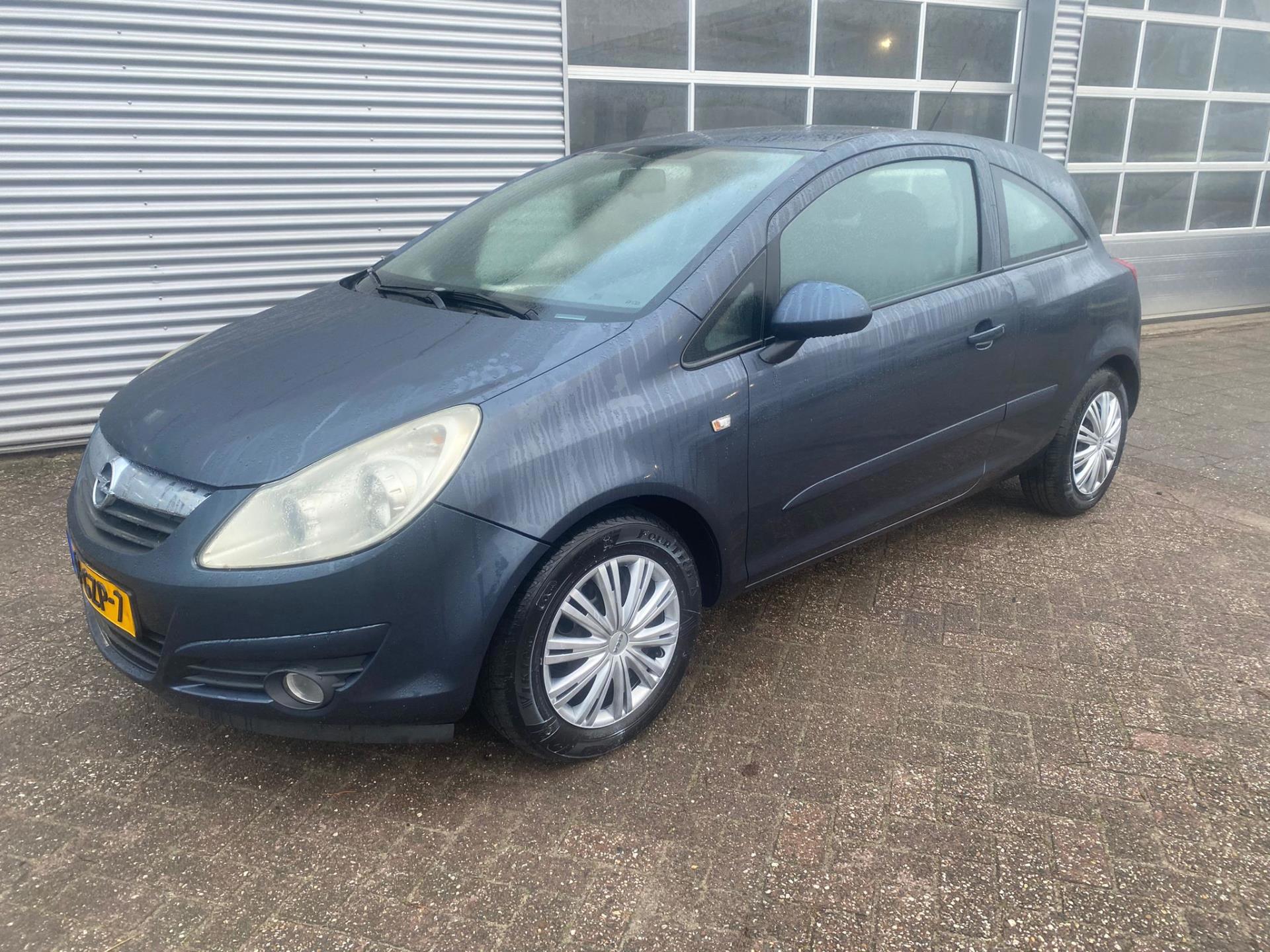 Opel Corsa 1.2-16V Enjoy A.P.K. Mei 2027 !