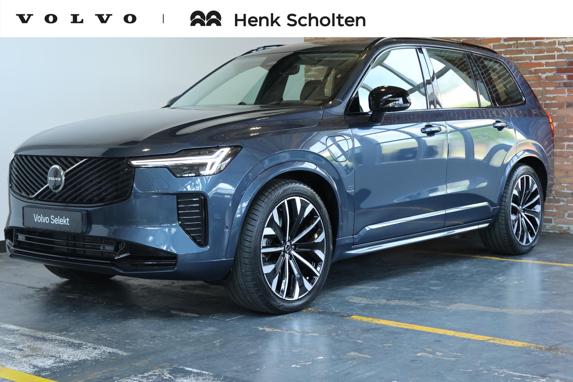 Volvo XC90 T8 Plug-in hybrid AWD Ultra Dark