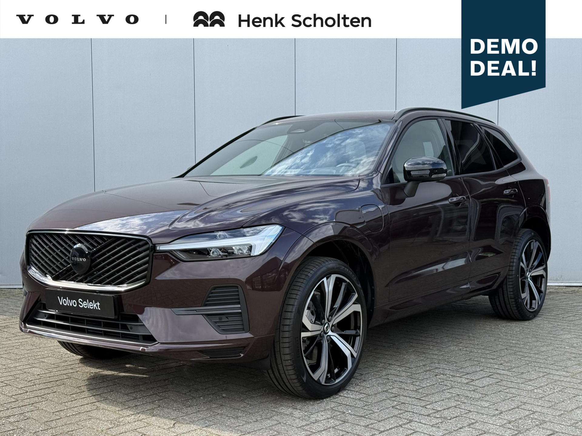 Volvo XC60 T6 Plug-in hybrid AWD AUT8 350PK Essential Dark |