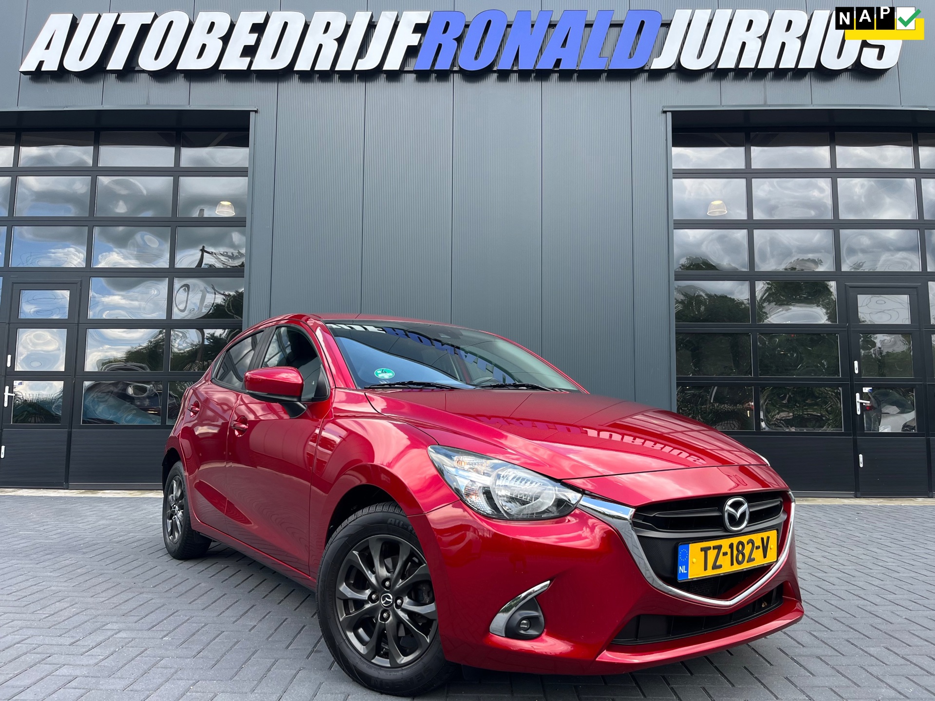 Mazda 2 1.5 Skyactiv-G Sport Selected NL.Auto/Navigatie/Cruise-control/All season banden/2De eigenaar