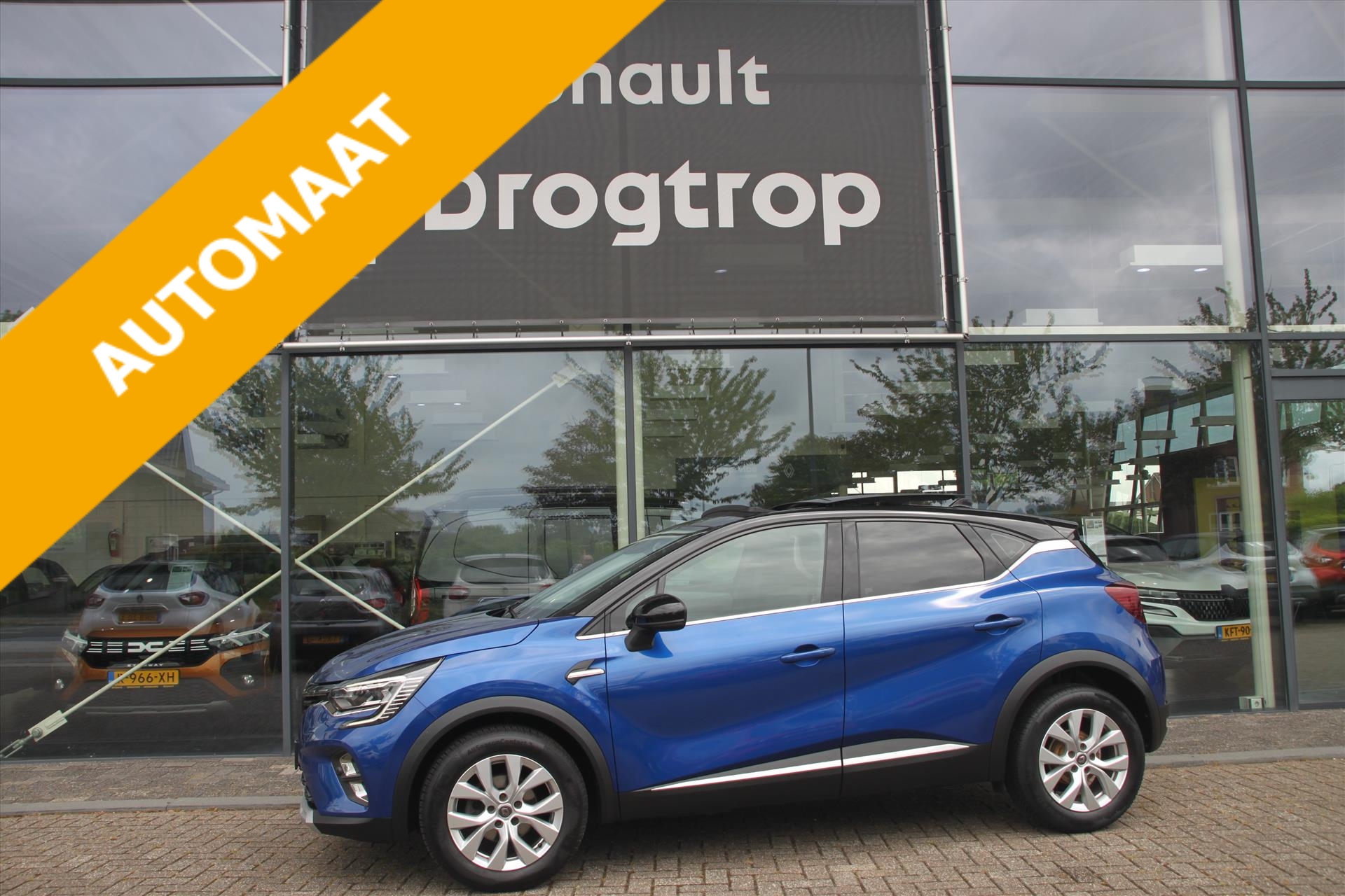 Renault Captur 130PK-INTENS-AUTOM-59DKM-NAVI-GLASDAK-CAMERA-