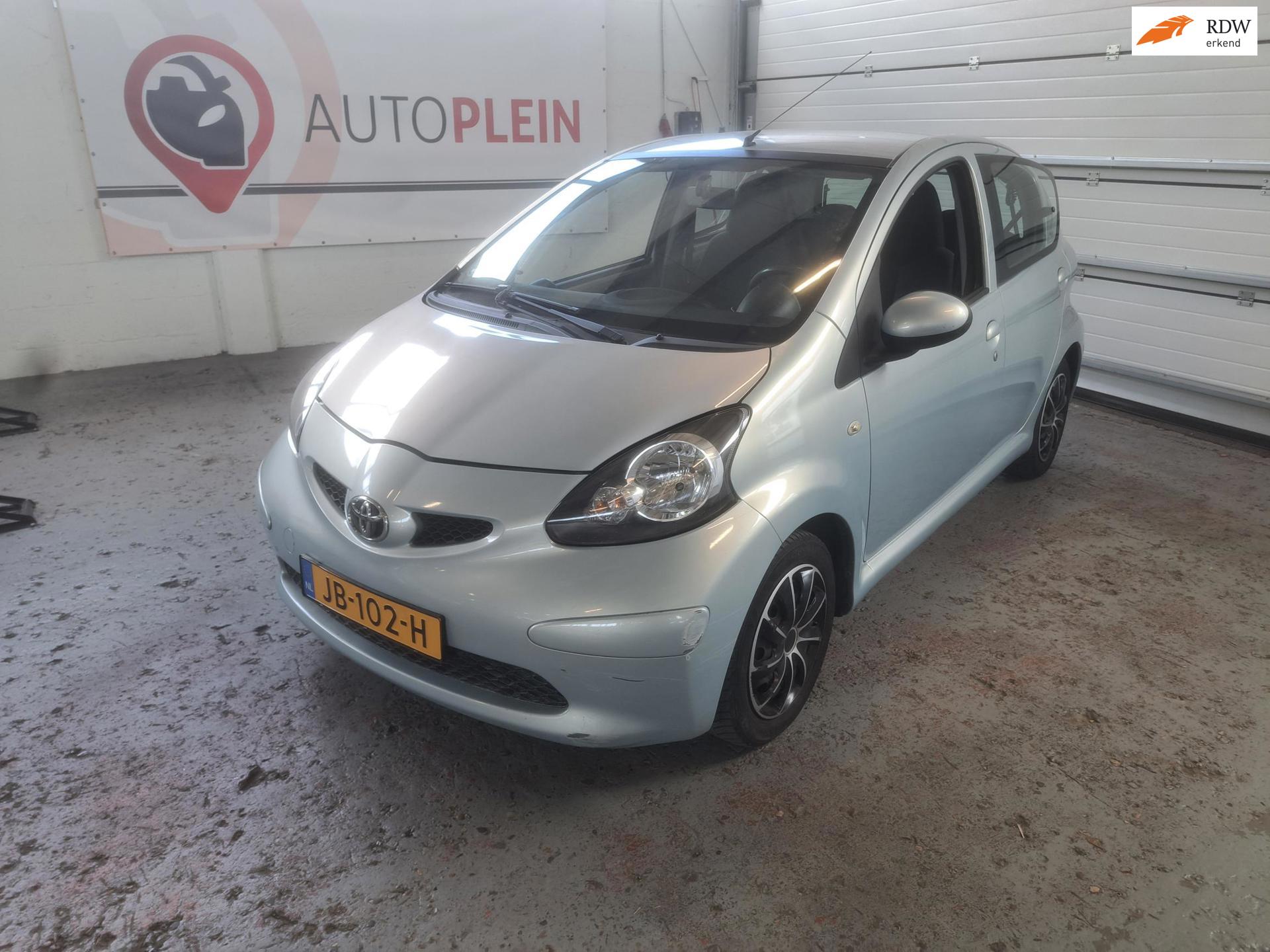 Toyota Aygo 1.0-12V