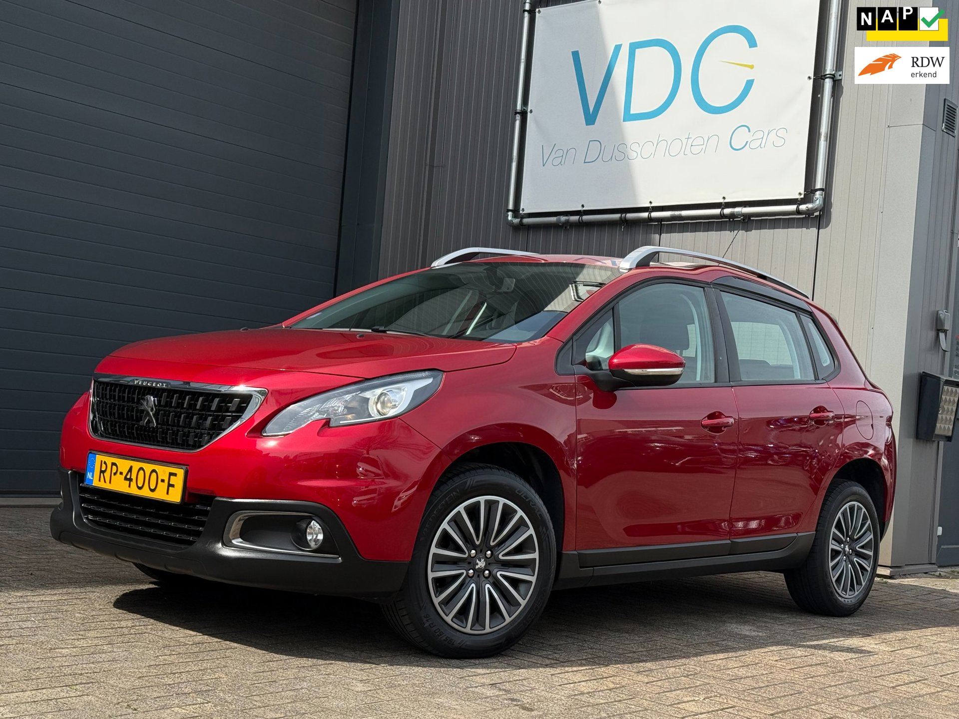 Peugeot 2008 1.2 PureTech Blue Lion | Automaat | Navigatie