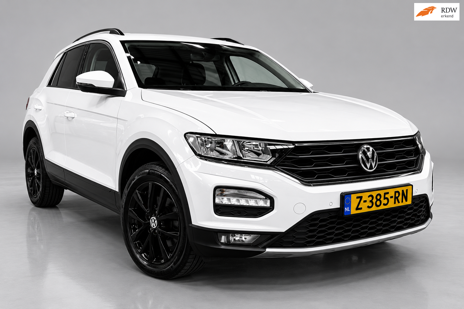Volkswagen T-ROC 1.0 TSI Style - Clima - Adapt Cruise - Stoelverw - Navigatie - CarPlay - PDC - Rijklaar