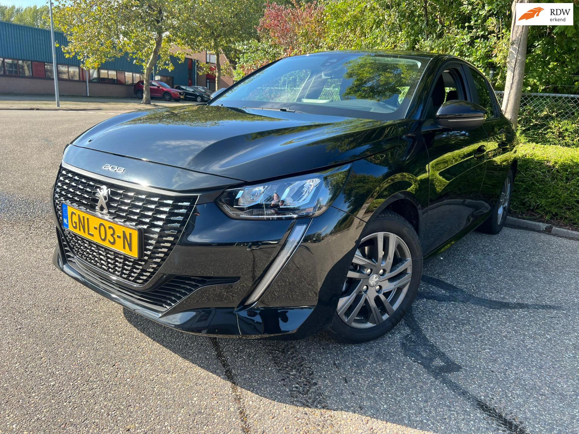 Peugeot 208 1.2 Nieuwe Distributie Automaat Apple carplay Navigatie Cruise control