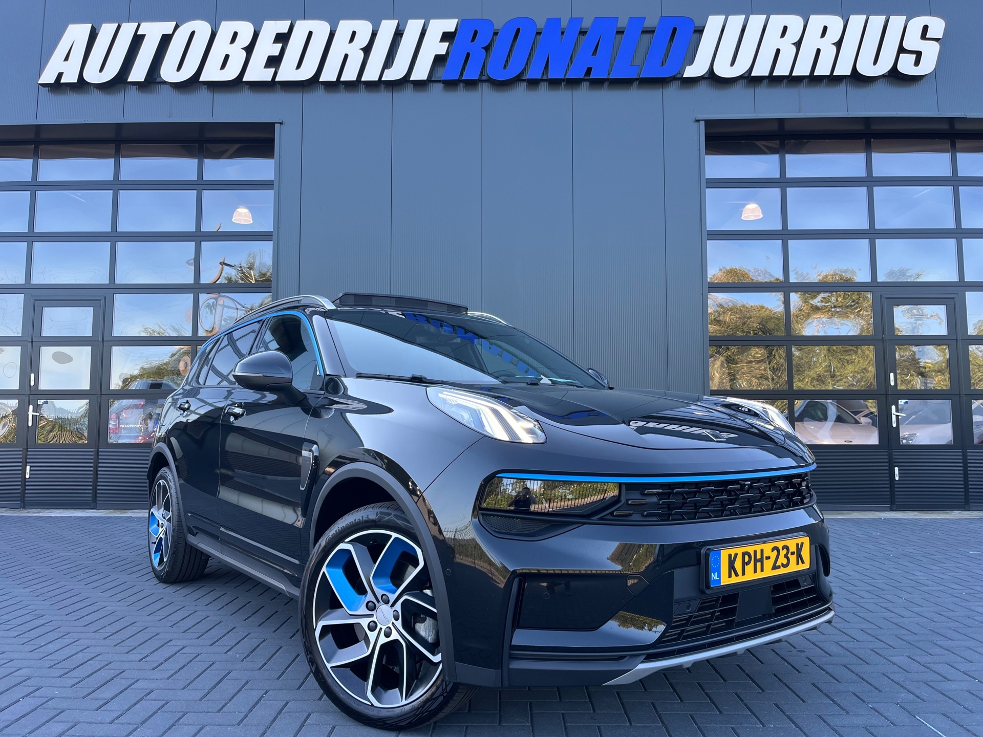 Lynk & Co 01 1.5 MY24 Nieuw-Model/Panoramadak/360Camera/Rolhoes/Zwarte Hemel/Carplay/1Ste Eigenaar/Dealer Onderhouden