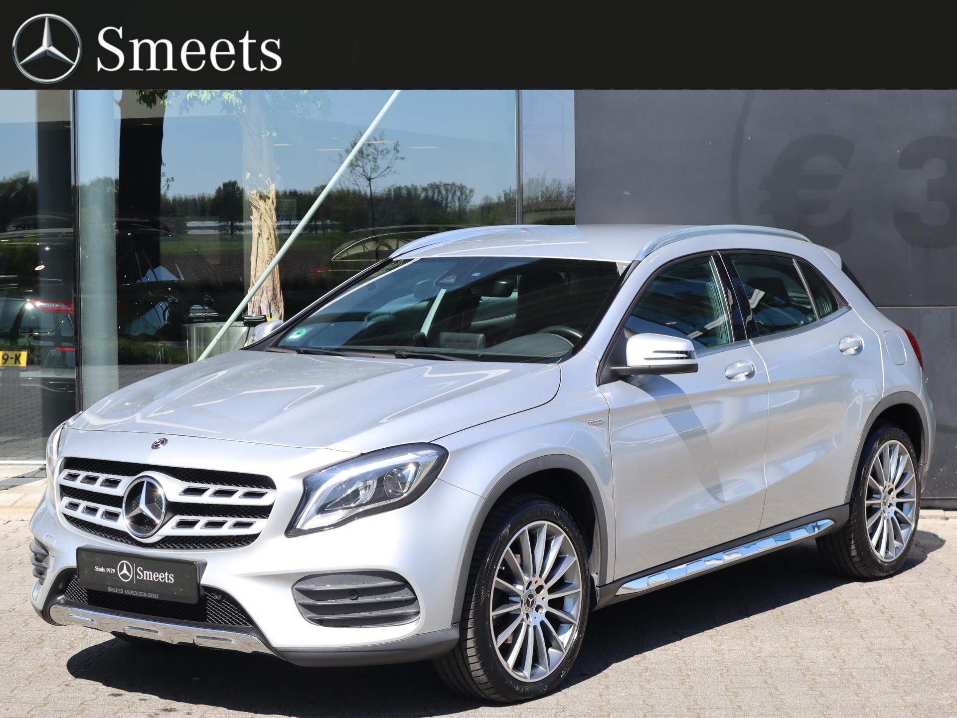 Mercedes-Benz GLA 200 Business