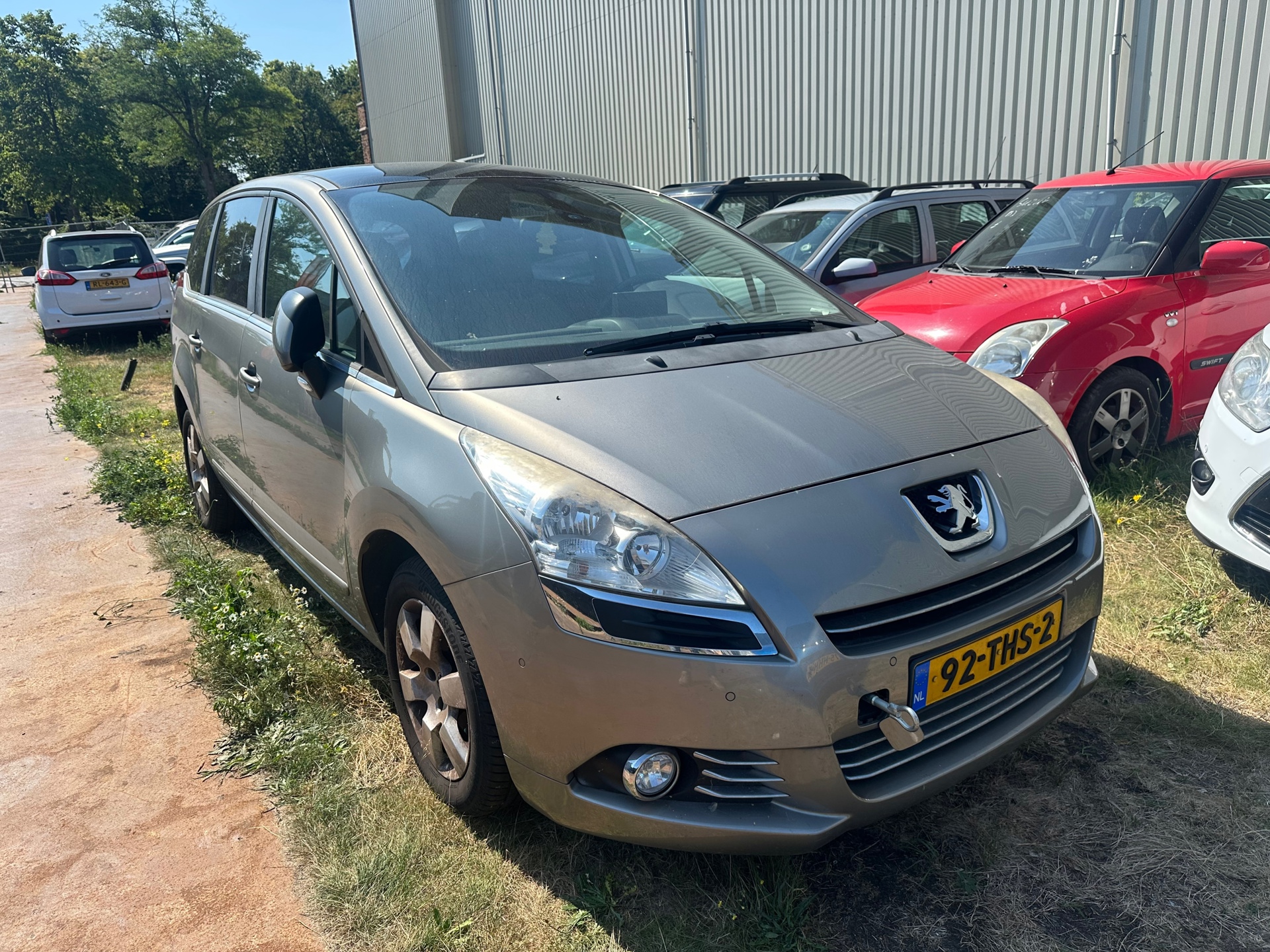Peugeot 5008 1.6 THP Active 7 persoons motor kapot
