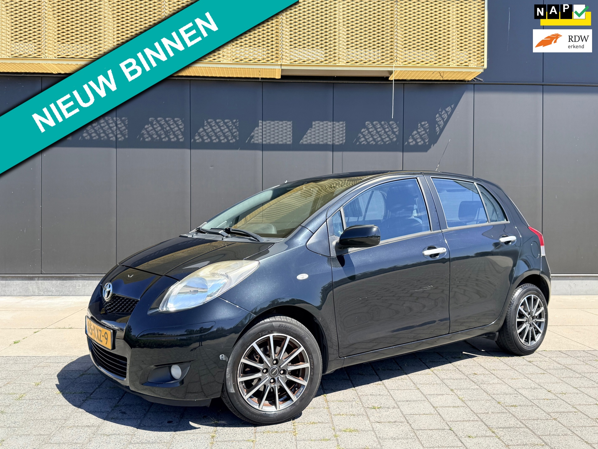 Toyota Yaris 1.3 VVTi Aspiration | Airco | Start-stop | LM velgen | 5-deurs