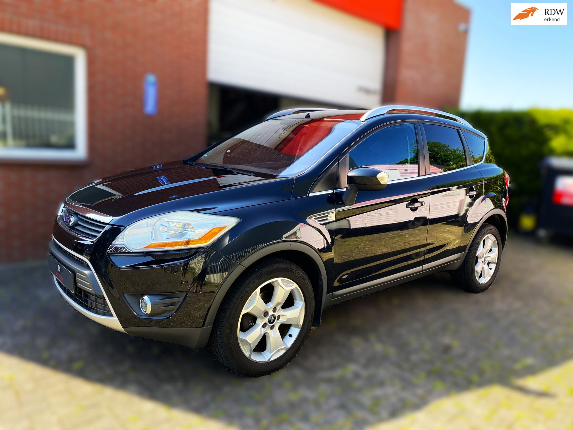 Ford Kuga 2.5T AUT. 200pk/Leer/Cruise/Stoelverw.