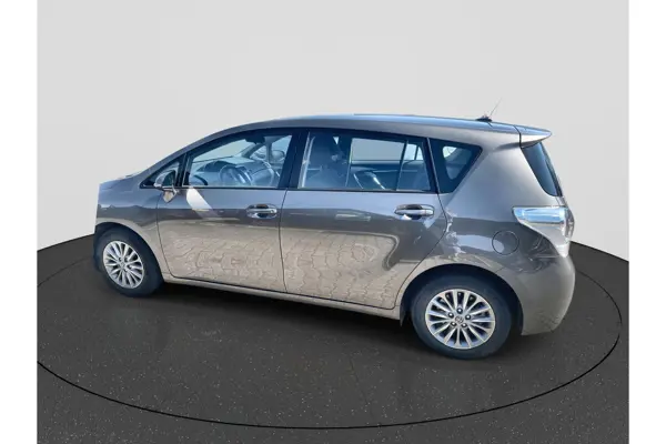 Toyota Verso Verso 1.8 Vvt-I Aspiration