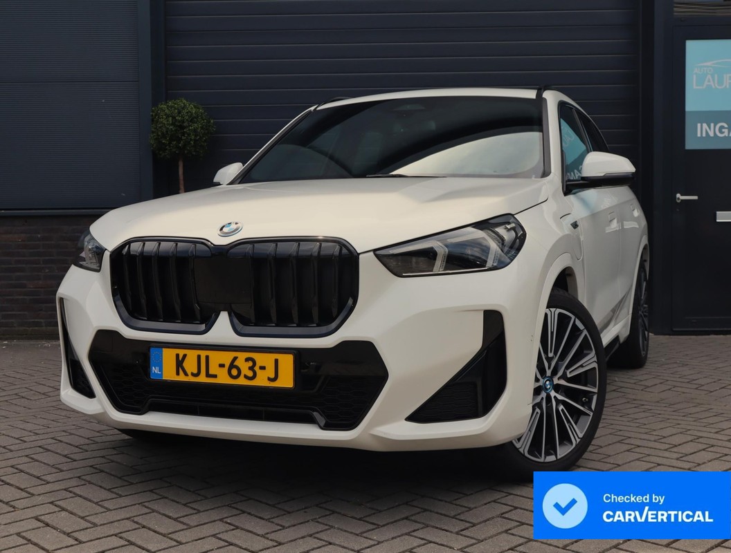 BMW X1 xDrive25e M Sport | Pano | H+K | Massage | BLIS