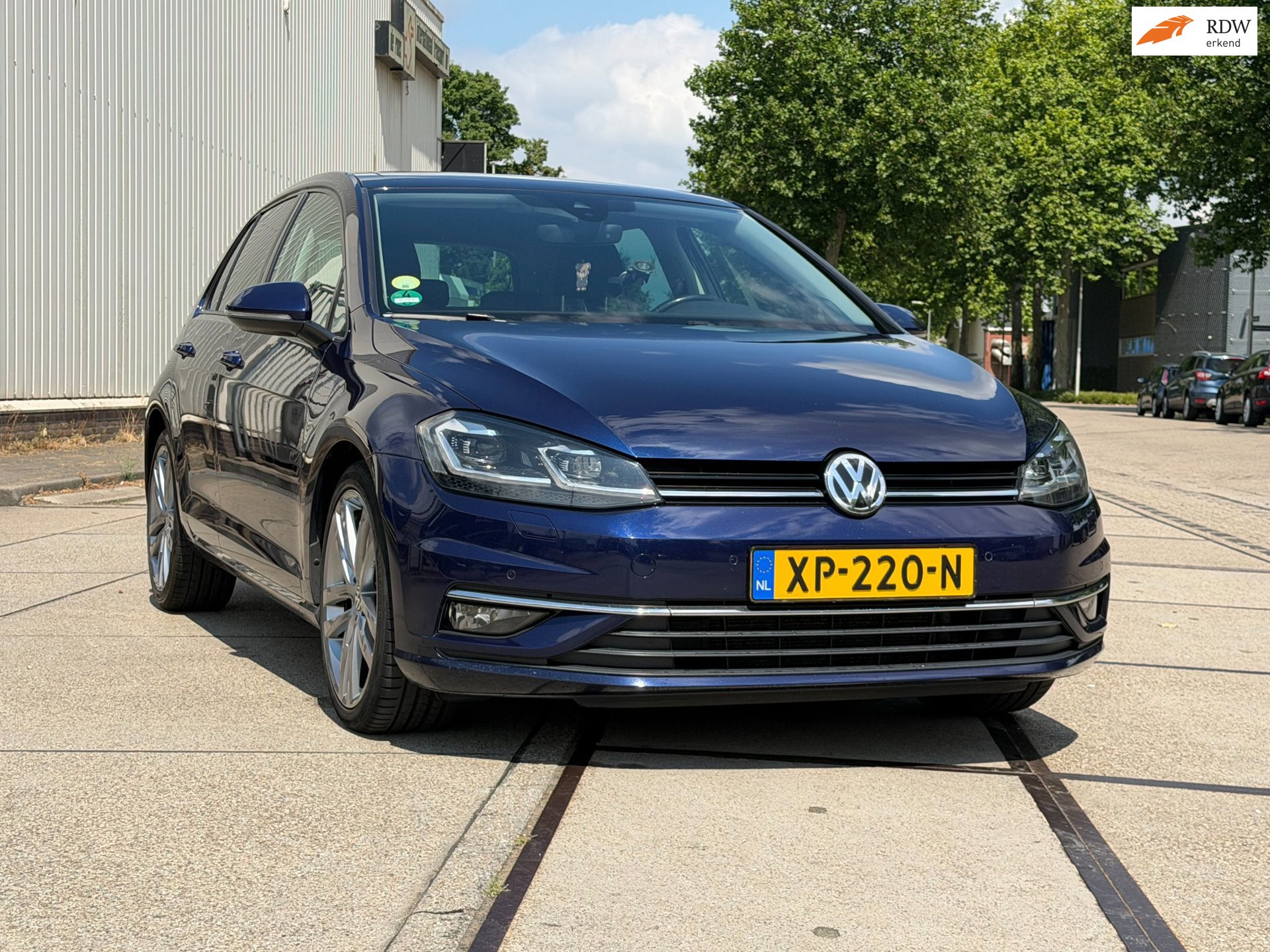 Volkswagen Golf 2.0 TDI Highline R-Line Virtual/Pano/DSG/LED