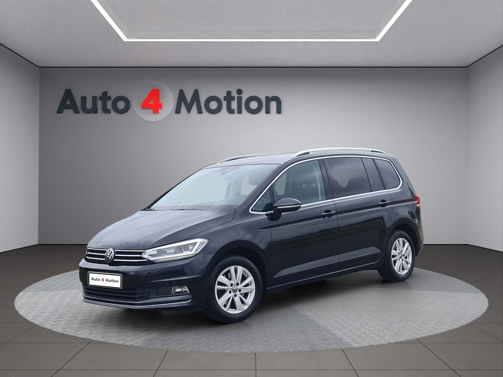 Volkswagen TOURAN 1.5TSI HIGHLINE 7p. MET ECC NAVIG PANO ANDROID TREKHAAK