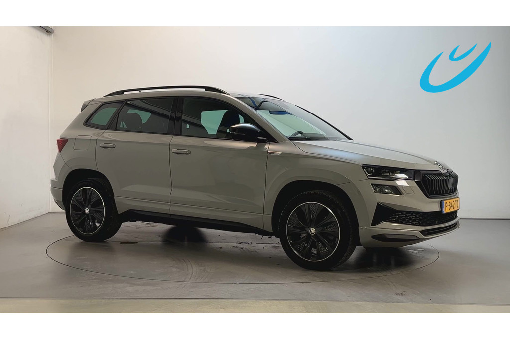 Škoda Karoq 1.5 TSI 150pk ACT Sportline Business Camera Stoelverwarming Sfeerverlichting
