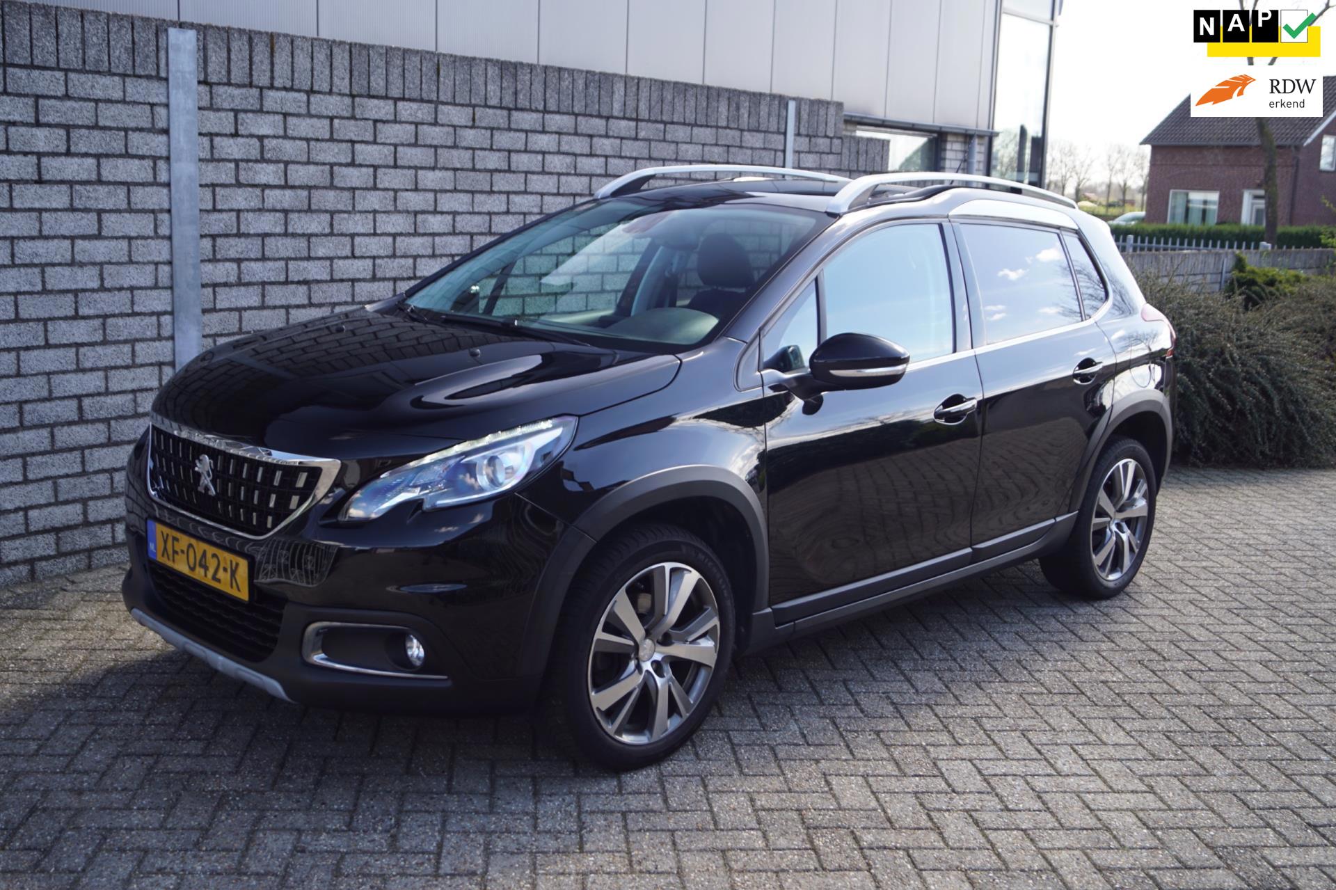 Peugeot 2008 1.2 PureTech Blue Lease Allure Panodak Half Leder Sportstoelen Navi Camera Clima Cruise PDC LMV NL Auto.