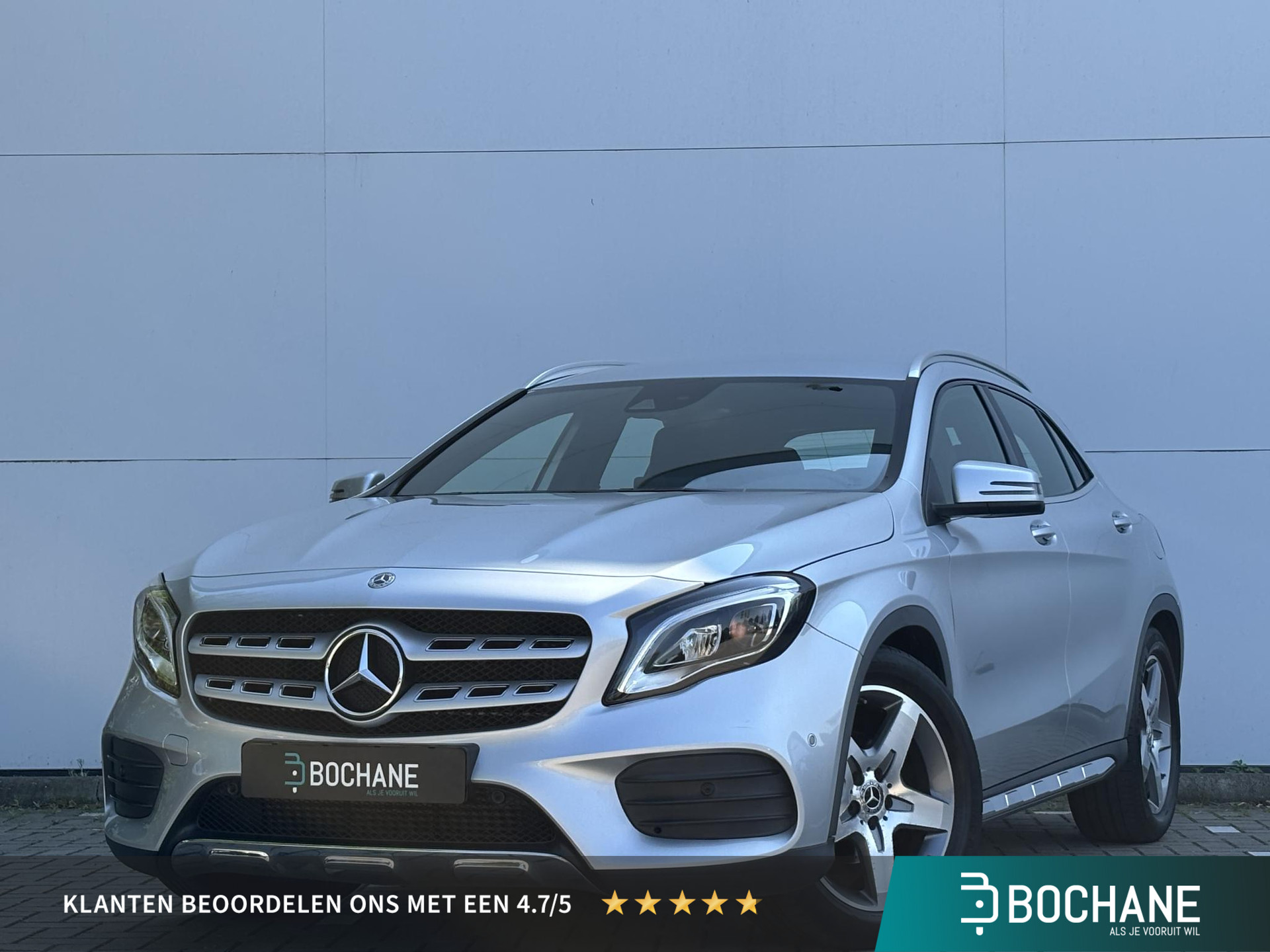 Mercedes-Benz GLA 180 AMG Line