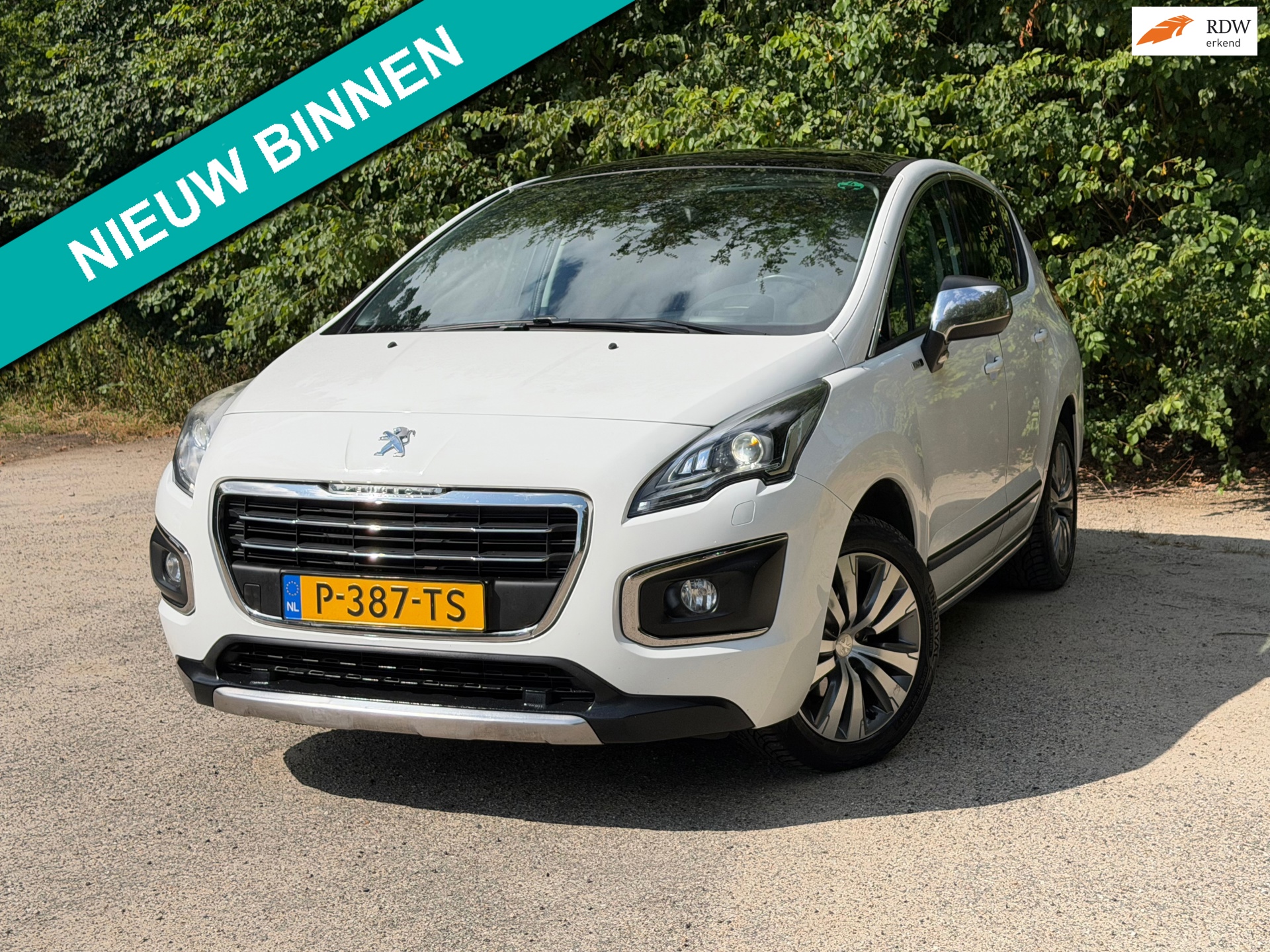 Peugeot 3008 1.2 PureTech Style | " 152.000 " KM + Cruise Nu € 4.950,- !!!