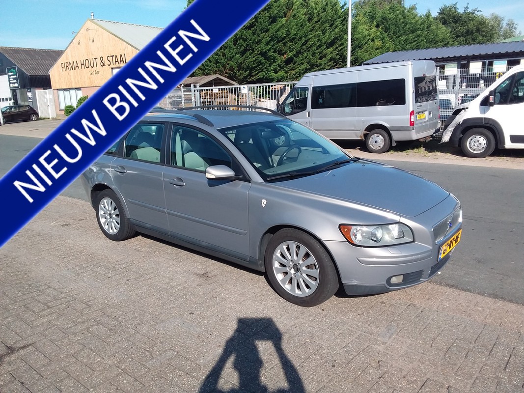 Volvo V50