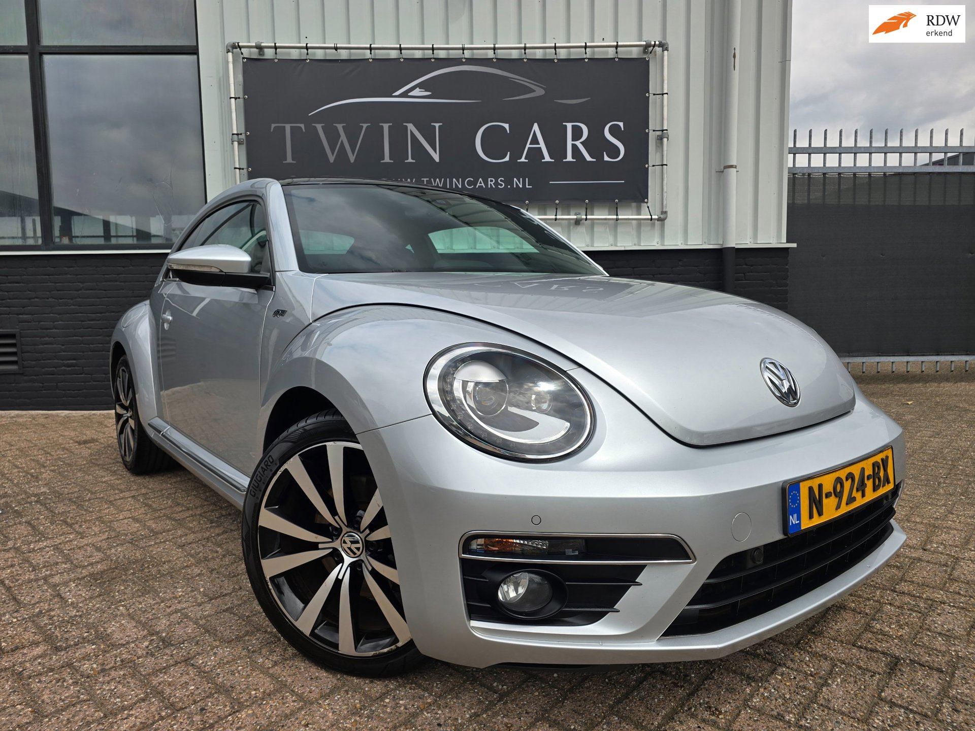 Volkswagen Beetle 1.4 TSI 160Pk R-Line Led Xenon Navi Fender-Sound