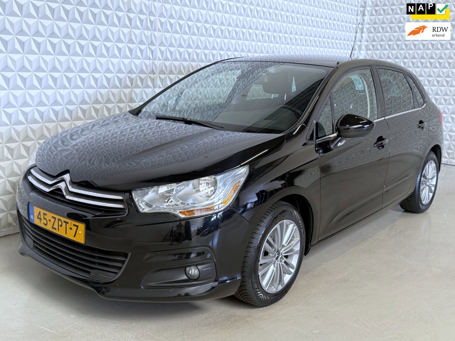 Citroën C4 1.6 VTi in SUPER NETTE STAAT! 158.000km (2013)