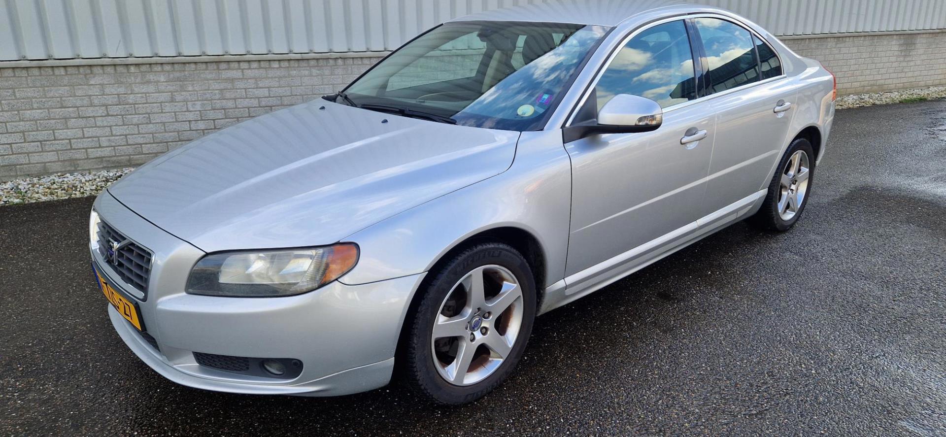 Volvo S80 2.4 D5 Momentum